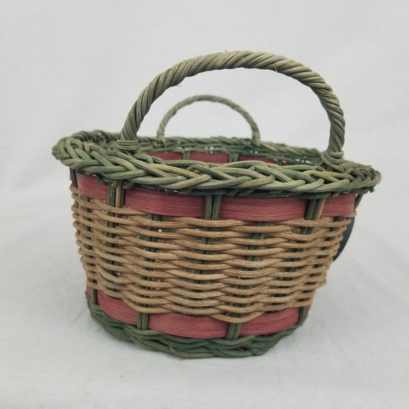 Rustic wicker basket - Picture 6 of 9